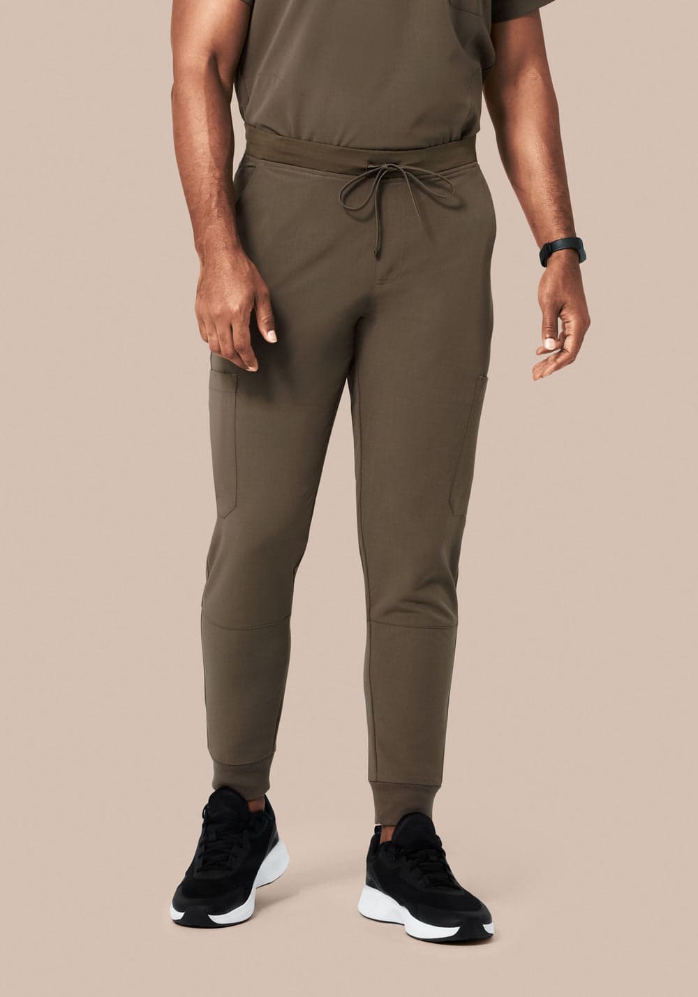 7 Cepli Jogger Scrub Pantolon — Trüf Kahvesi