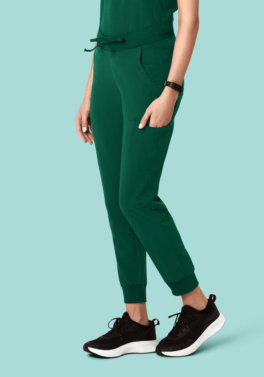 11 Cepli Jogger Scrub Pantolon — Avcı Yeşili