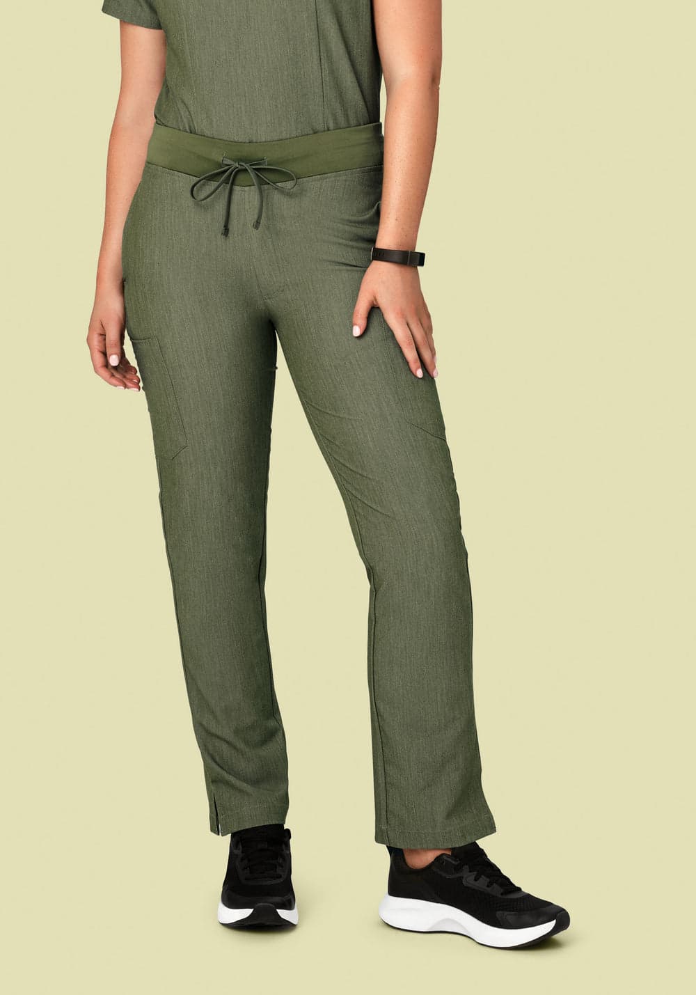 9 Cepli Kargo Scrub Pantolon — Kırçıllı Zeytin