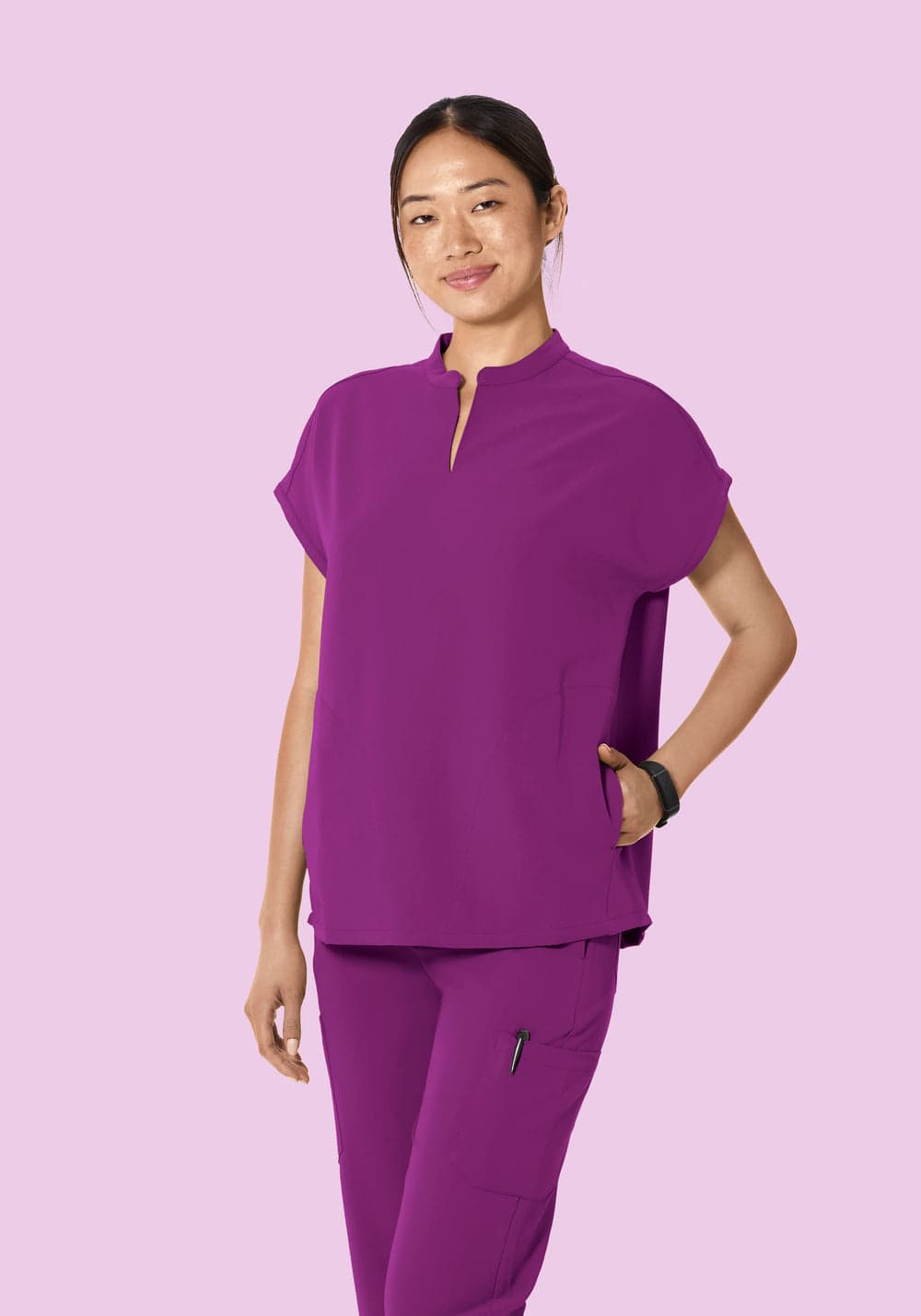 Hakim Yaka Dolman Scrub Üst — Koyu Orkide