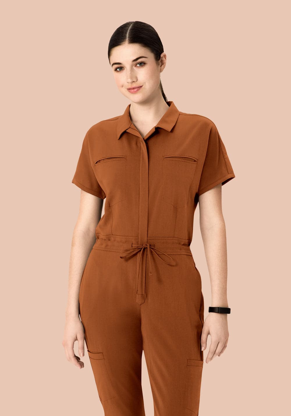 Kadın Scrub Tulum — Pekan Kahvesi