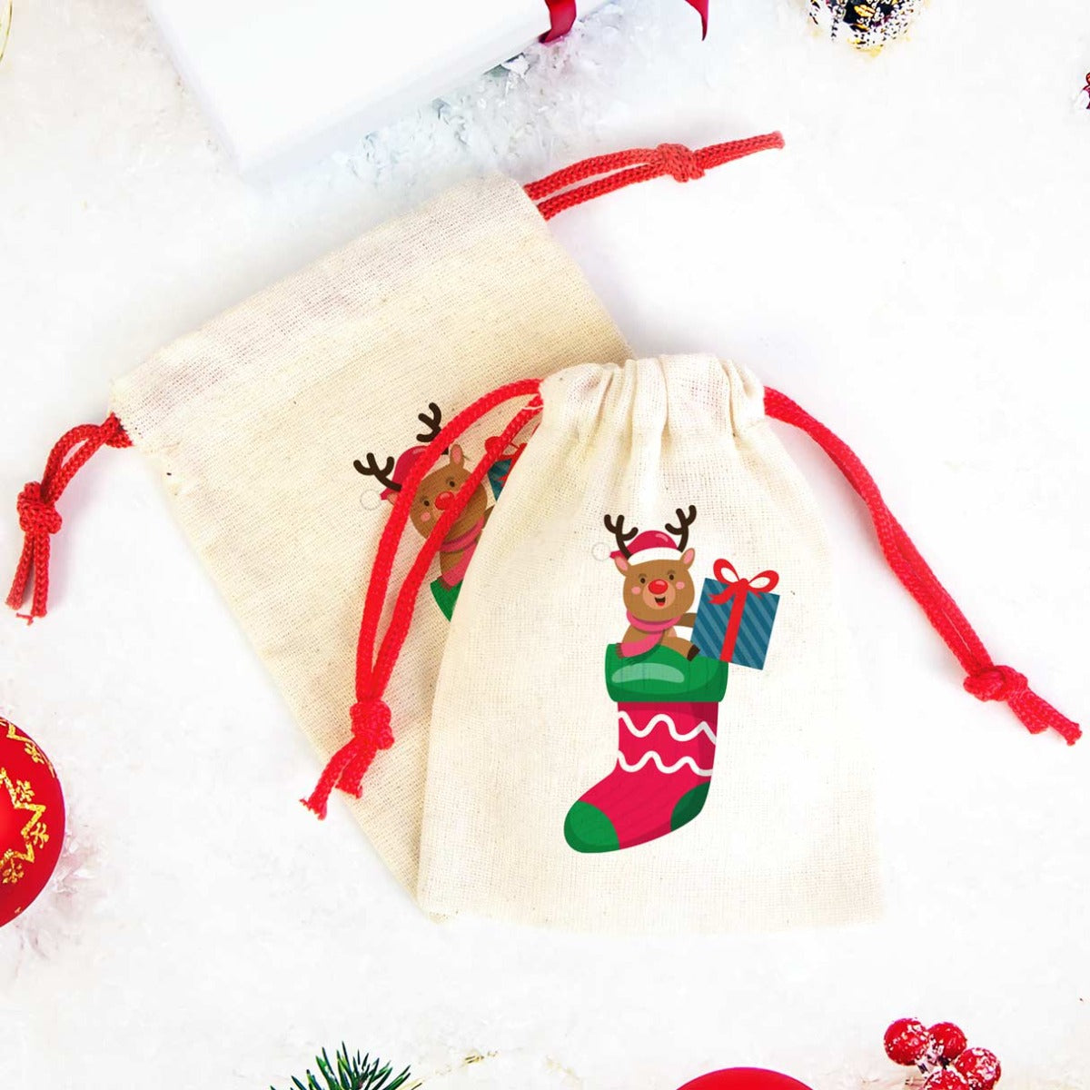 y_lba_-temal_-geyik-bask_l_-bez-kese-modeli-renkli-ip-2-1 Yılbaşı Temalı Geyik Baskılı Bez Kese Modeli - Renkli İp (Özelleştirilebilir) - Görsel 1